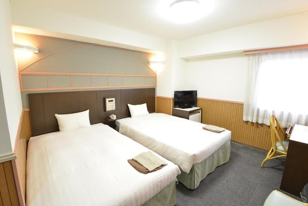Marutani Hotel 8/15