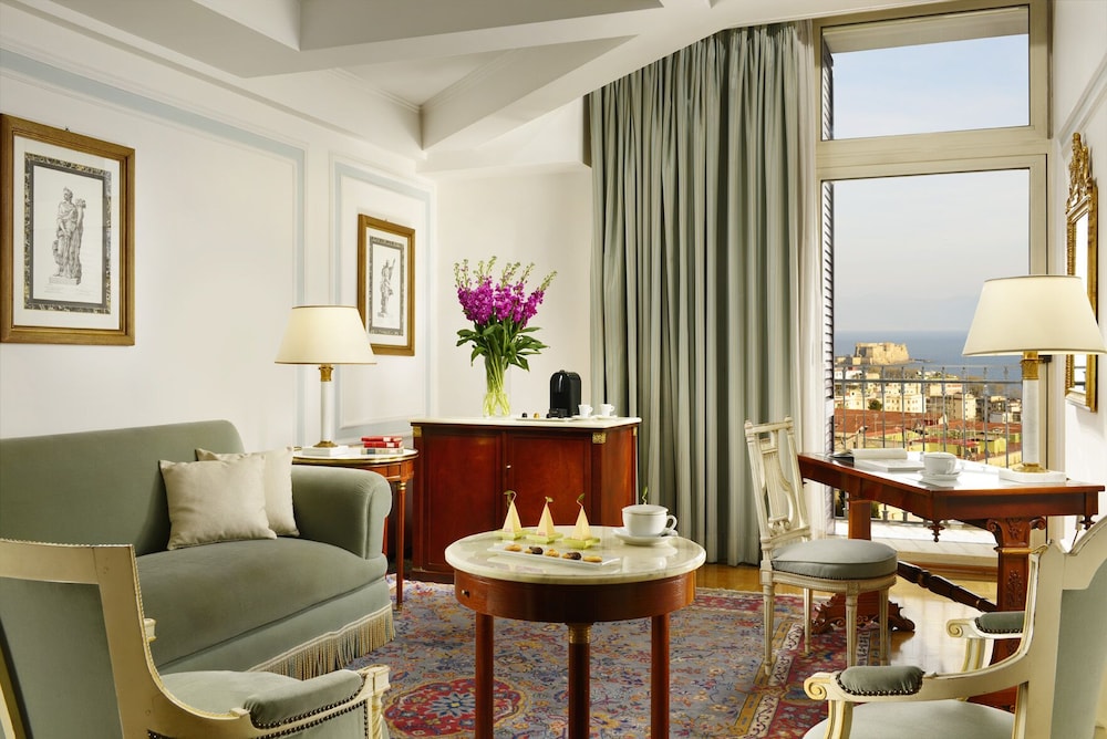 Grand Hotel Parkers 51/81