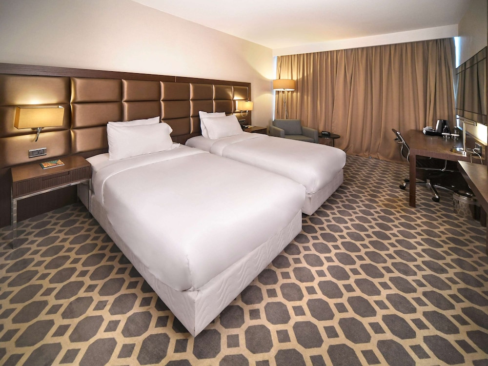 Mercure Istanbul West Hotel and Convention Center 9/33