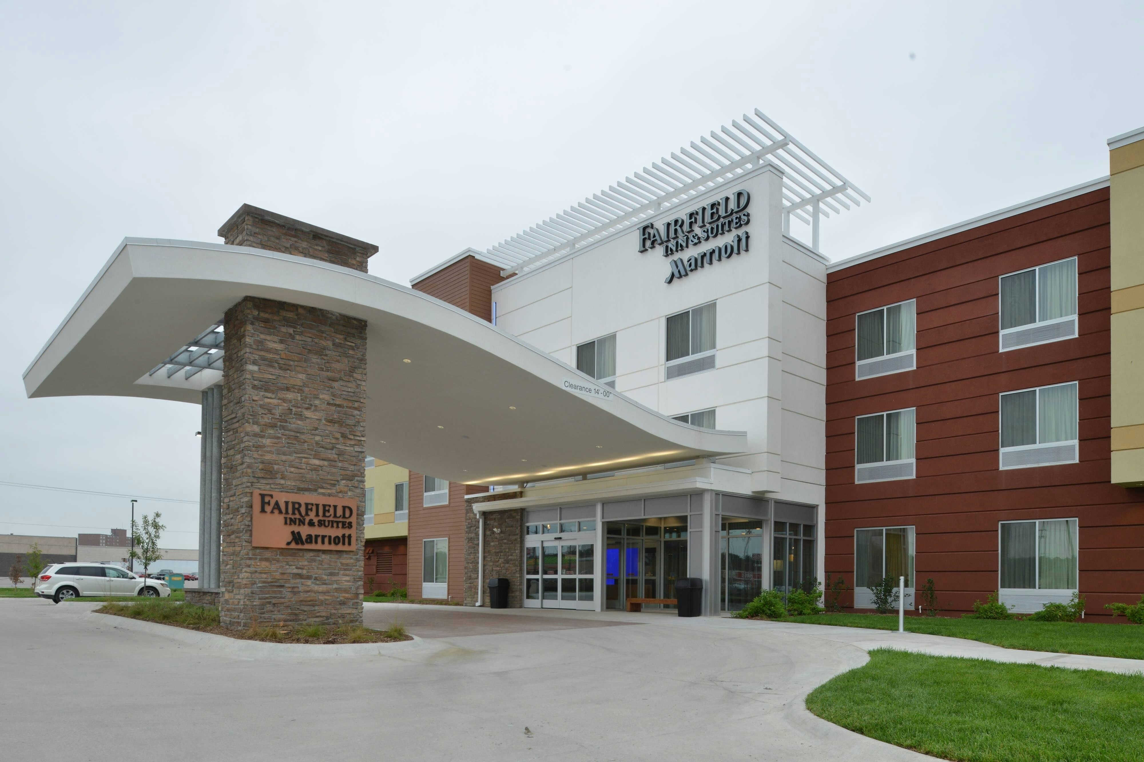 Fairfield Inn Suites Fremont in FREMONT - NE