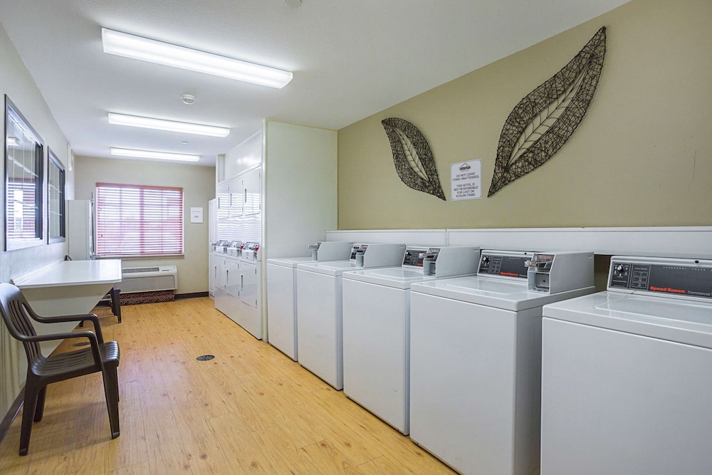 Birch Hill Suites Clarksville 5/35