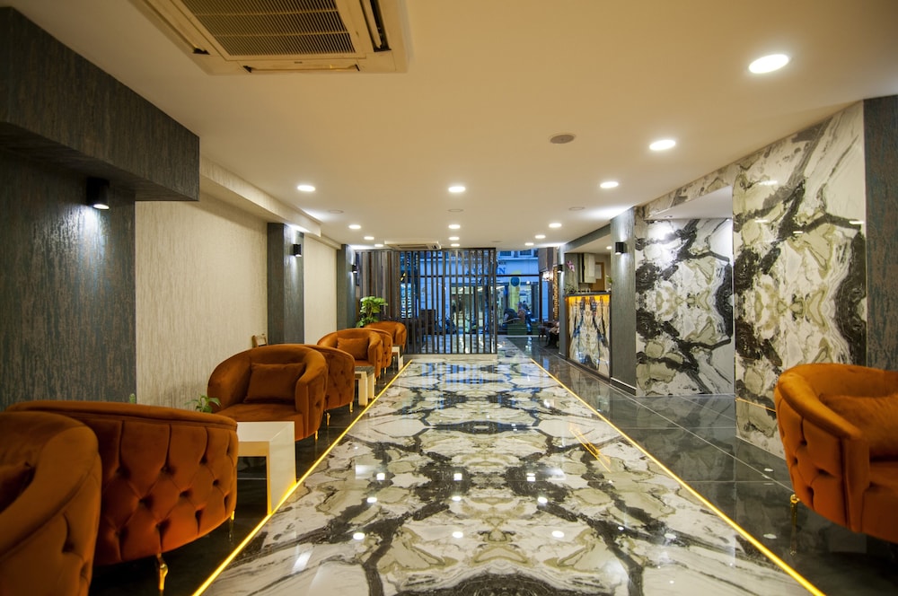 Vali Konak Hotel 56/65