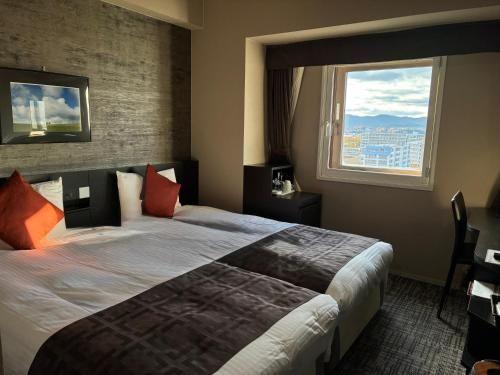 Hollywood, Twin Beds