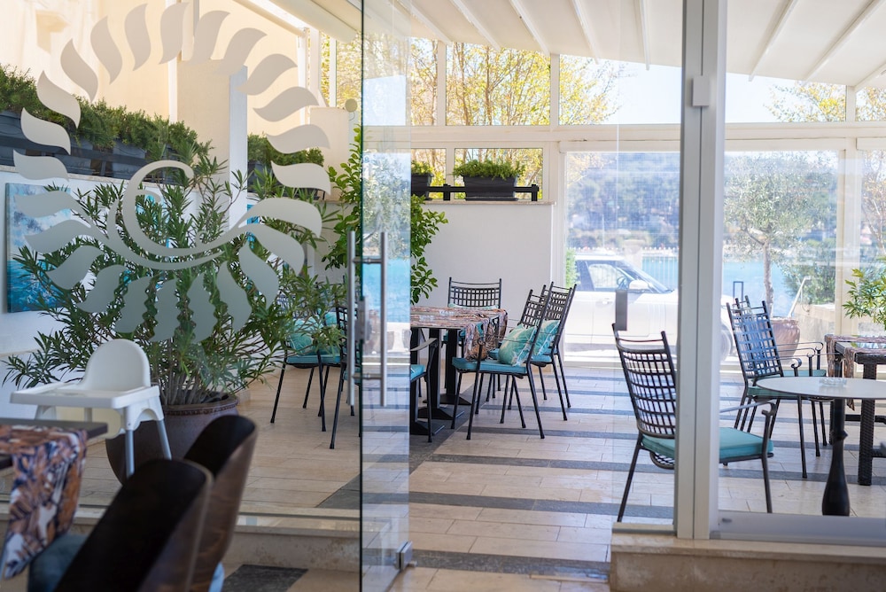 Boutique Hotel Marina 30/40