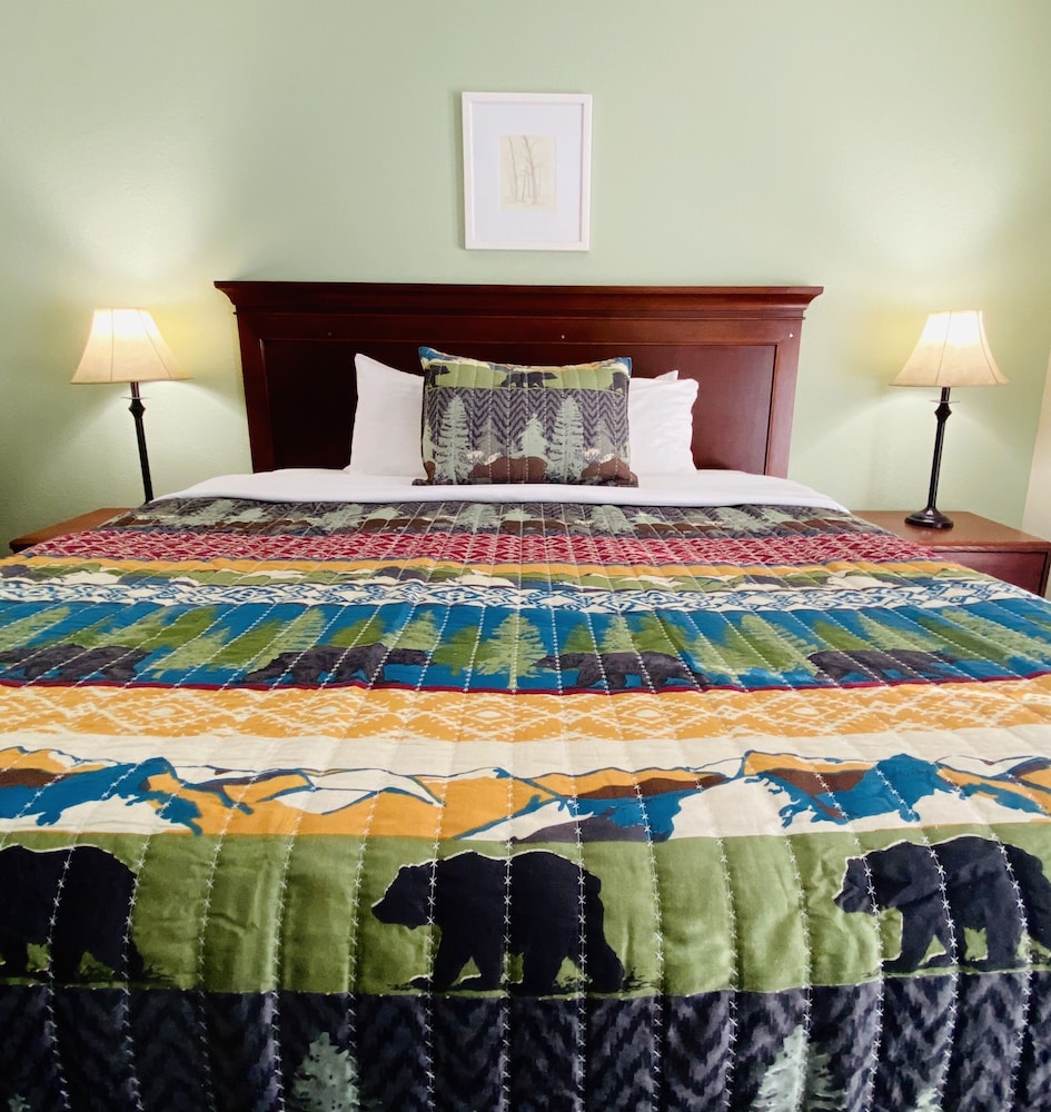 Salida Inn & Monarch Suites 42/78