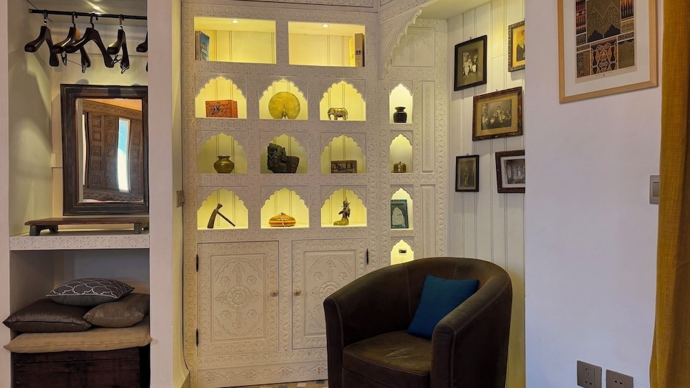 Karawan Riad 3/45
