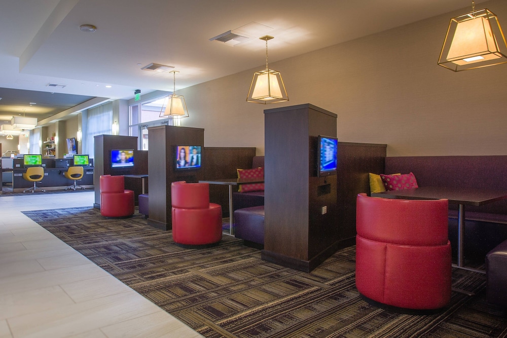 Courtyard By Marriott Culver City Los Angeles 7/46