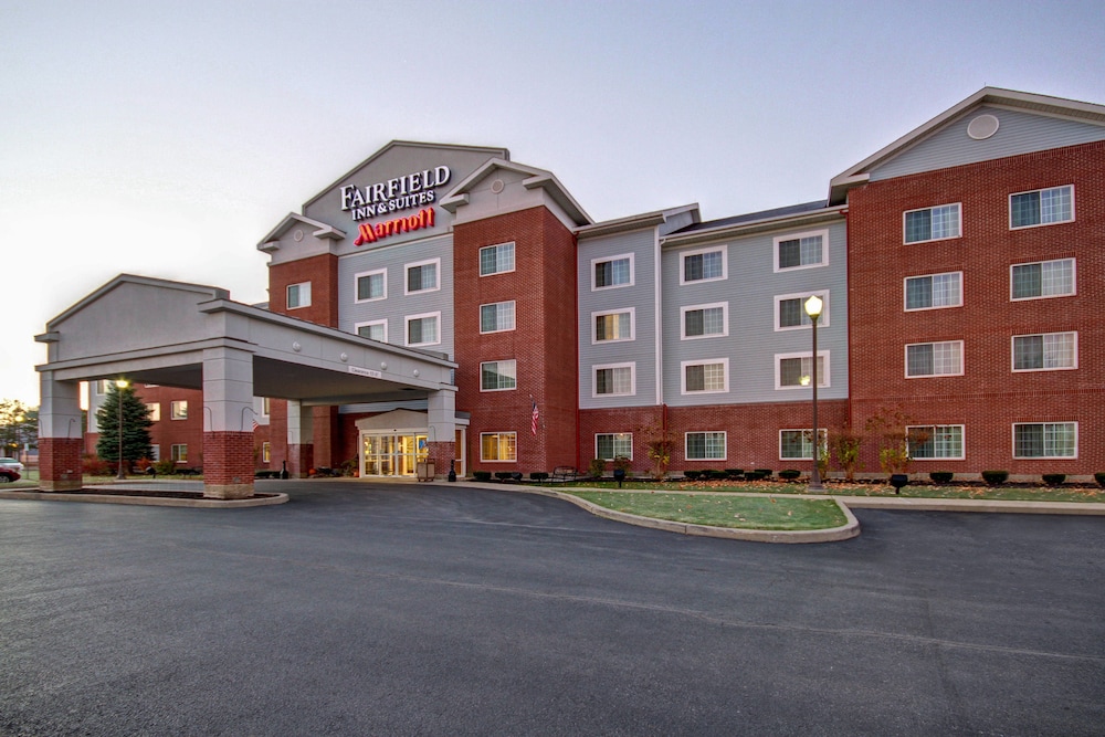 Fairfield Inn Suites Saratoga Malta 1/19