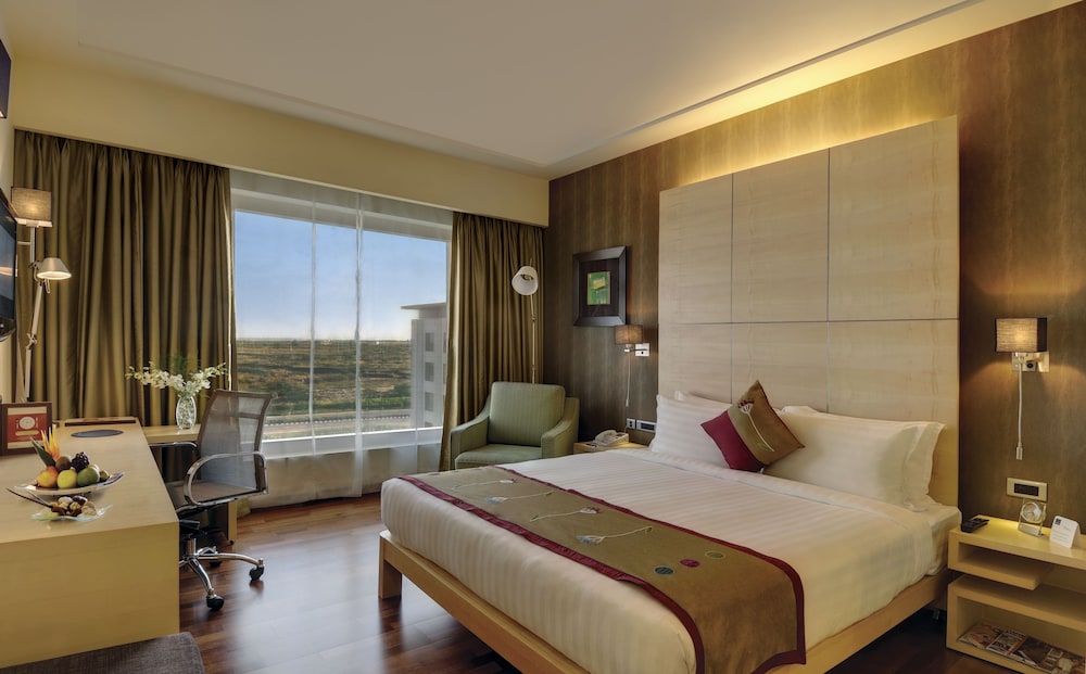 NOVOTEL HYDERABAD AIRPORT 25/71
