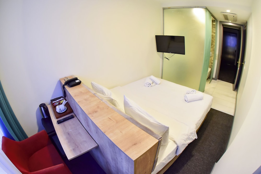 Hotel V Plus Taksim 40/70