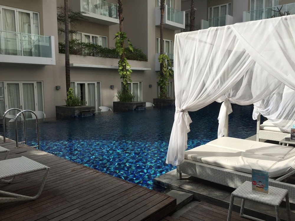 Grand Ixora Kuta Resort 42/73