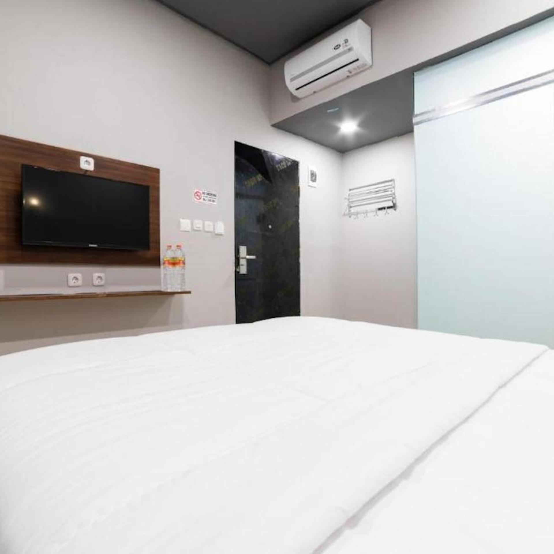 Glamour Hotel and Spa 7/27