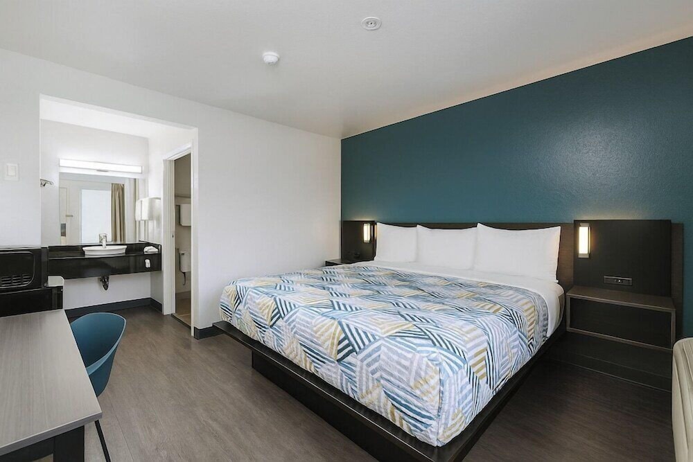 Standard, Double Bed, Smoking