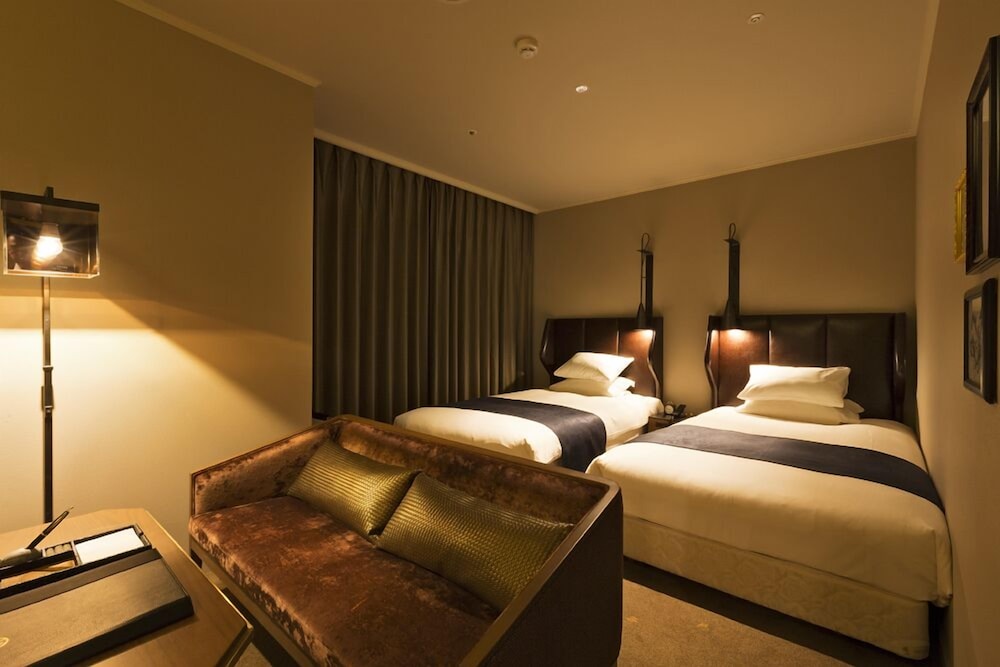 DELUXE, TWIN BEDS, CLUB LOUNGE ACCESS