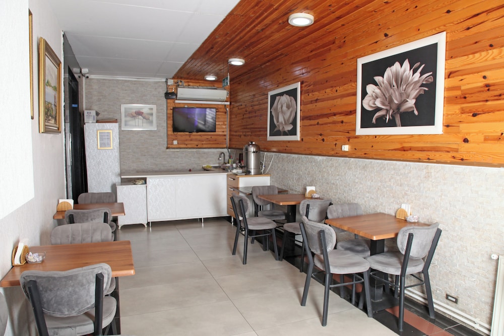 Garden Hill Hotel 5/44