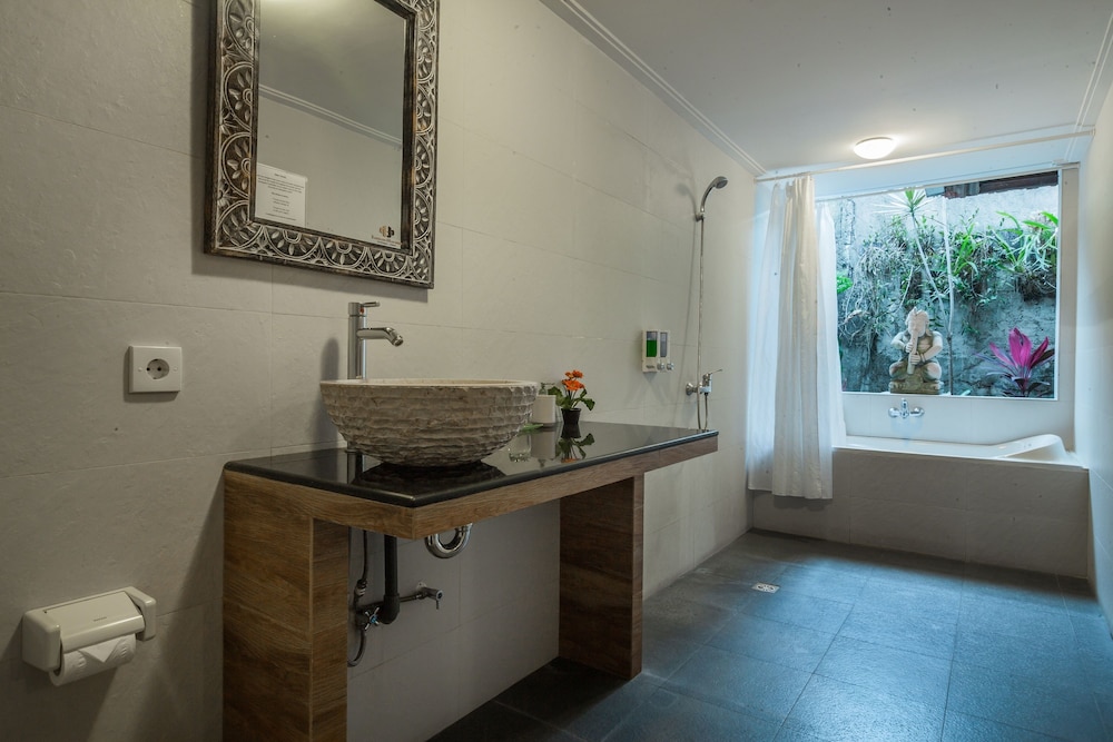 Taman Harum Cottages 10/80