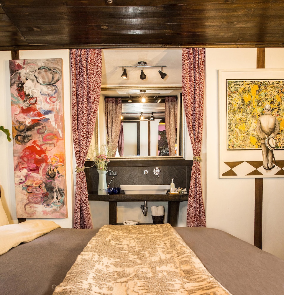 La Colina - Hotel Cottage 24/72