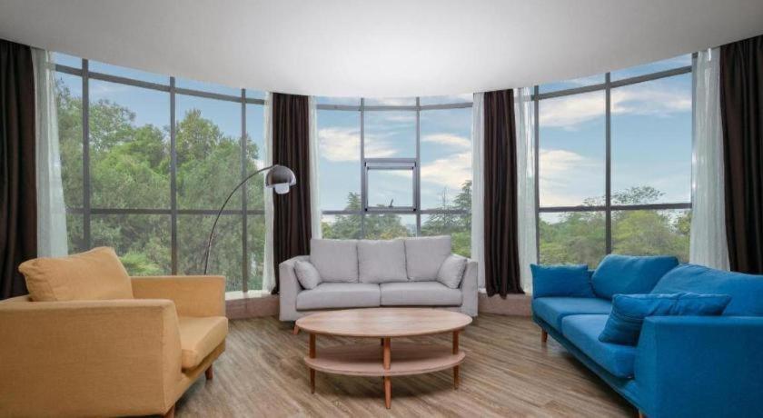 City Comfort Inn Yuzhou Dayuxiang 32/48