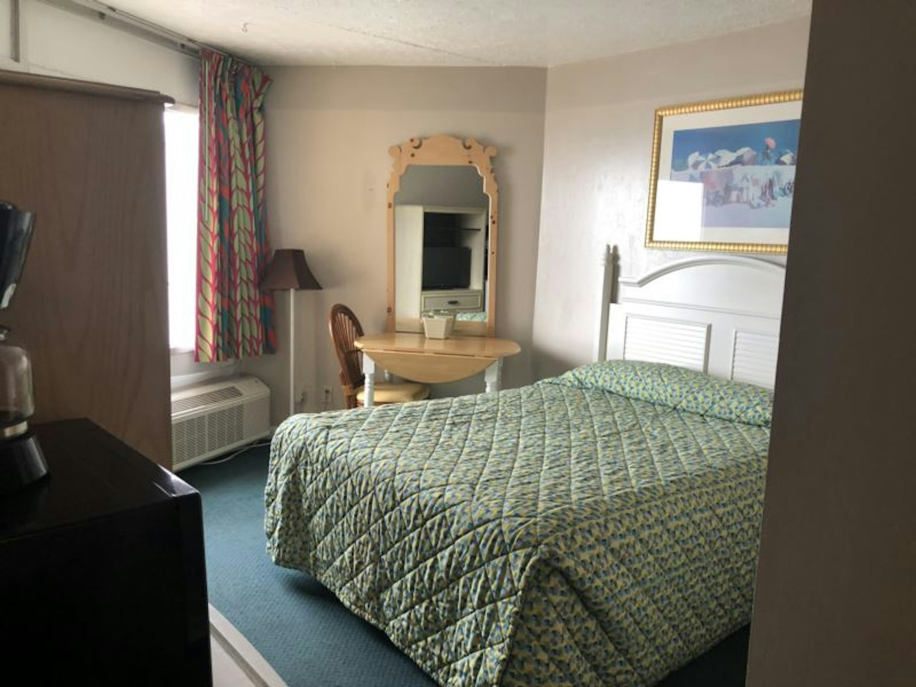 Gazebo Inn Oceanfront 6/11