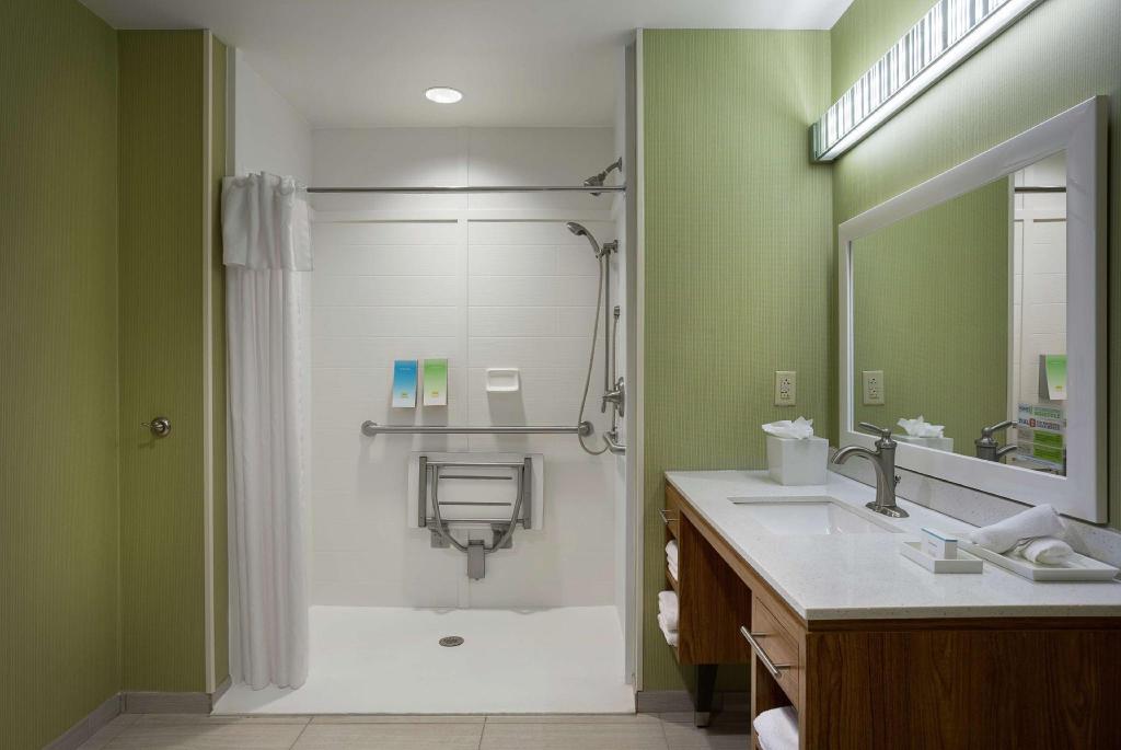 Studio, King Bed, Sofa, Accessible, Home2 Suites By Hilton Greenville Airport 6/10