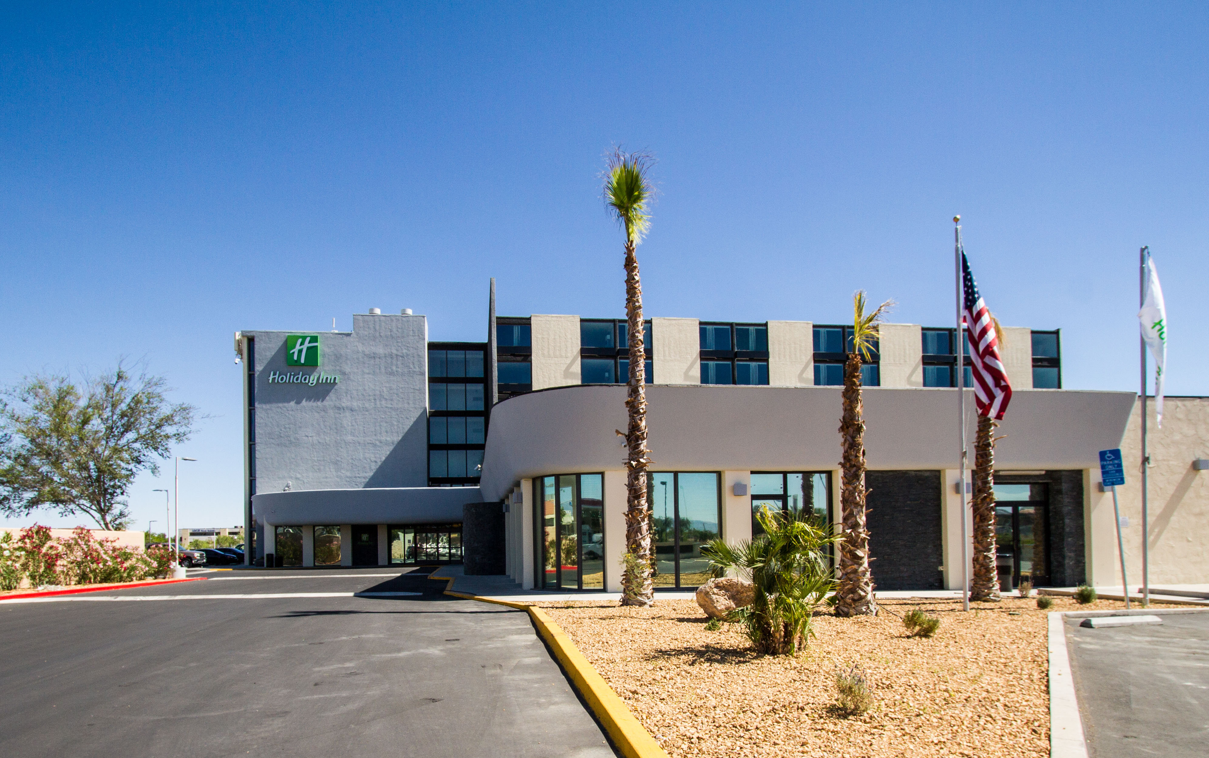 HOLIDAY INN VICTORVILLE 76/77