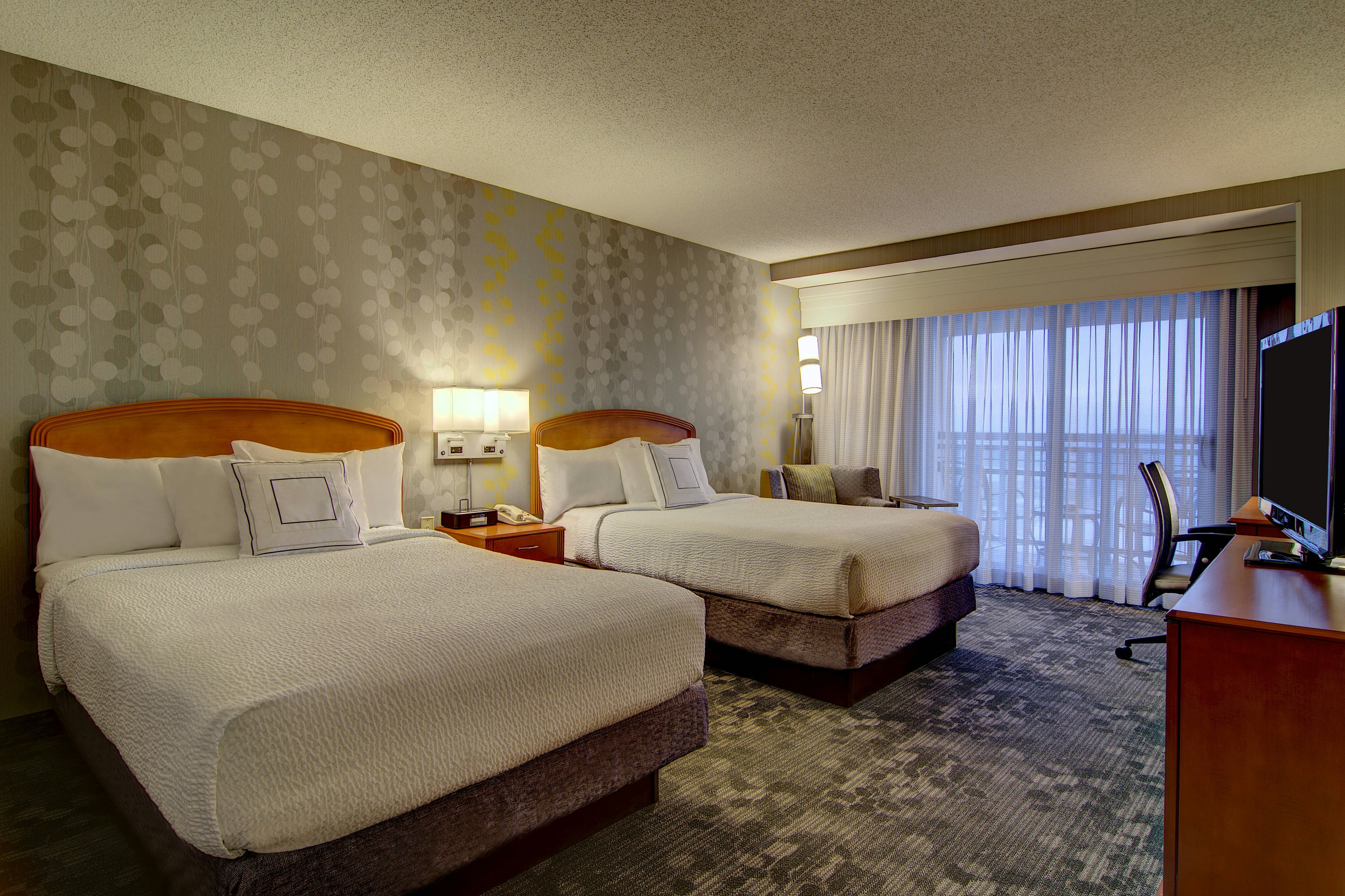 Courtyard by Marriott Tysons McLean 5/22
