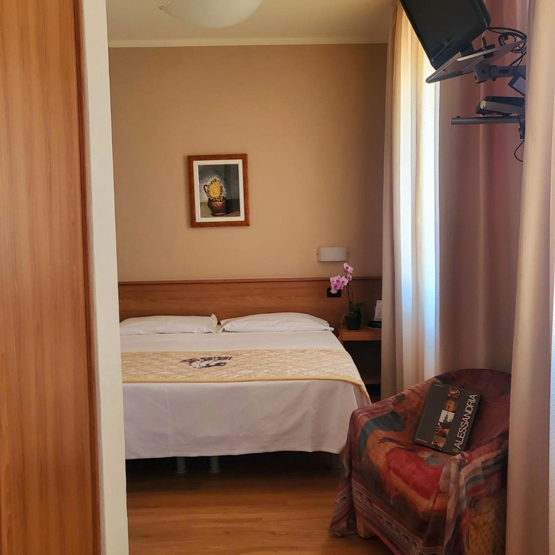 Superior, Double Bed, Hotel Lux 10/10