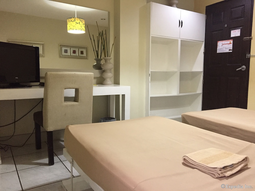 Urban Inn Iloilo 26/65