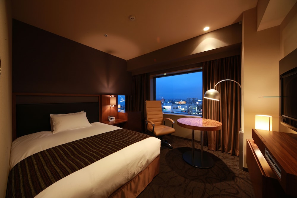 BASIC, DOUBLE BED, MAIN BUILDING, SMOKING