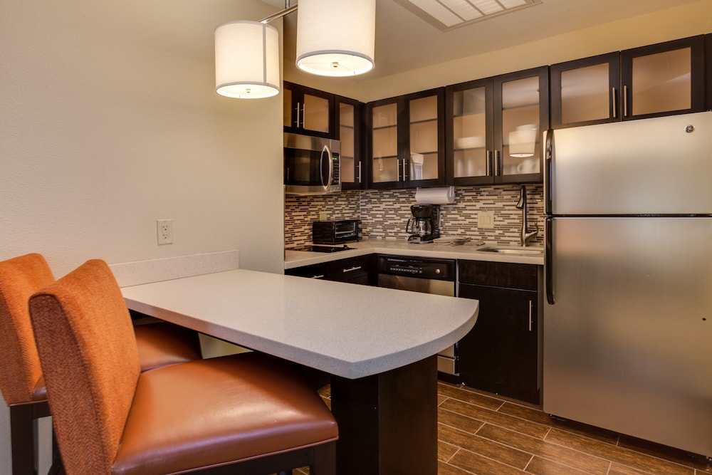STAYBRIDGE SUITES ATLANTA AIRPORT 26/35
