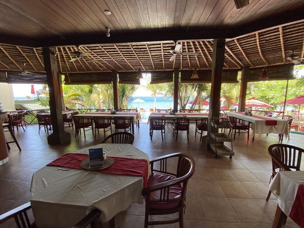 Puri Wirata Dive Resort And Spa 32/46