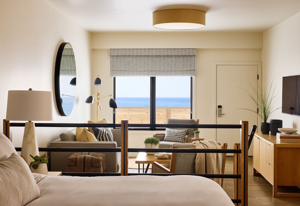 Gurneys Montauk Resort and Seawater Spa 48/78