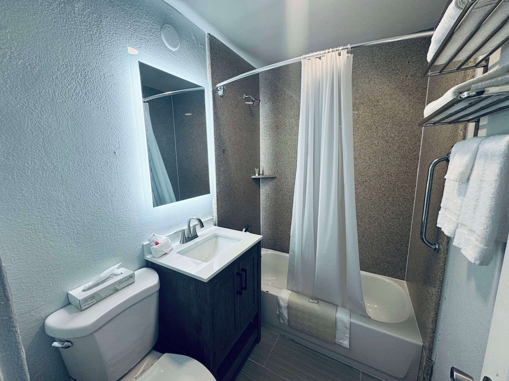 SureStay by Best Western Fresno Central 53/54