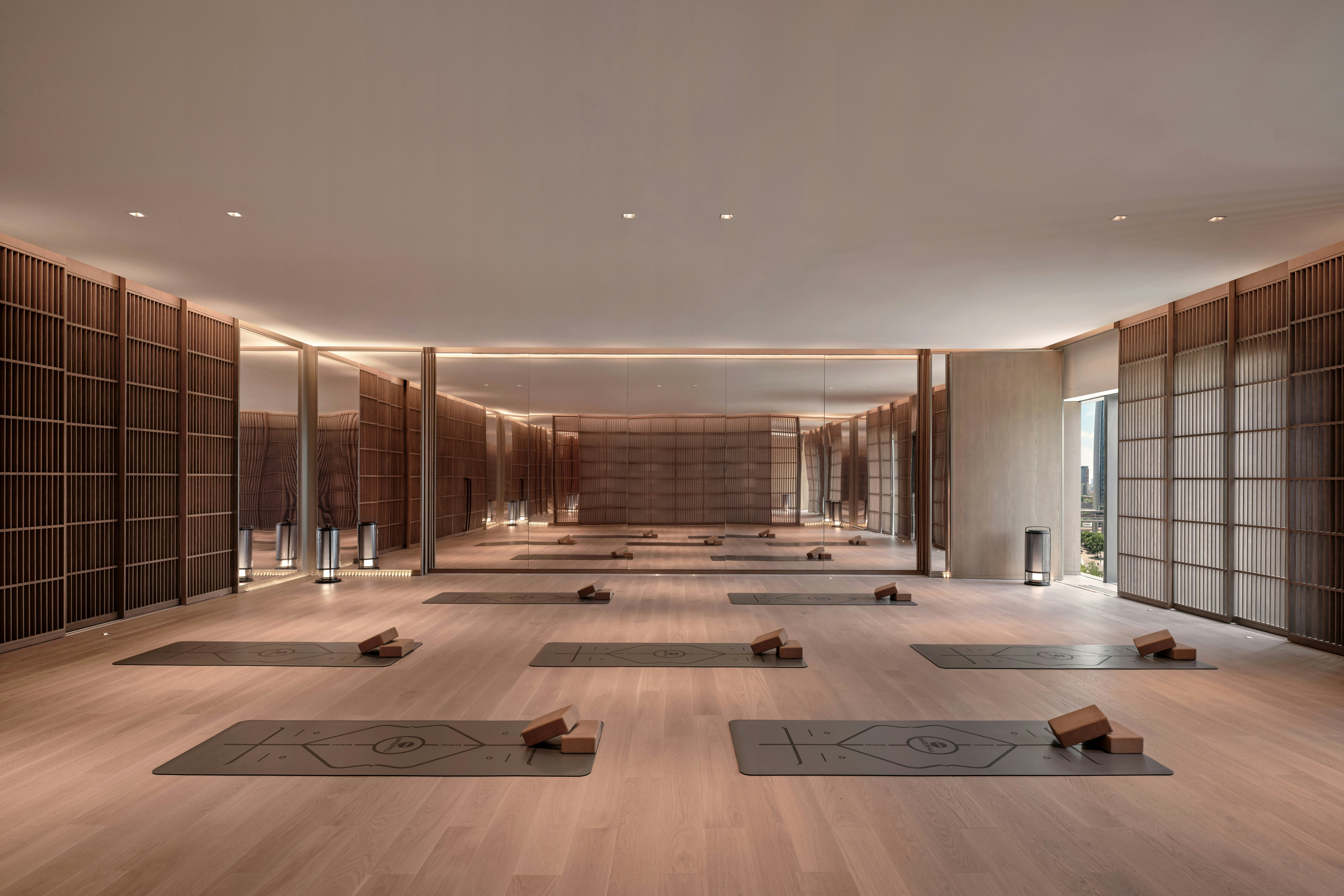 Conrad Shenzhen 23/62