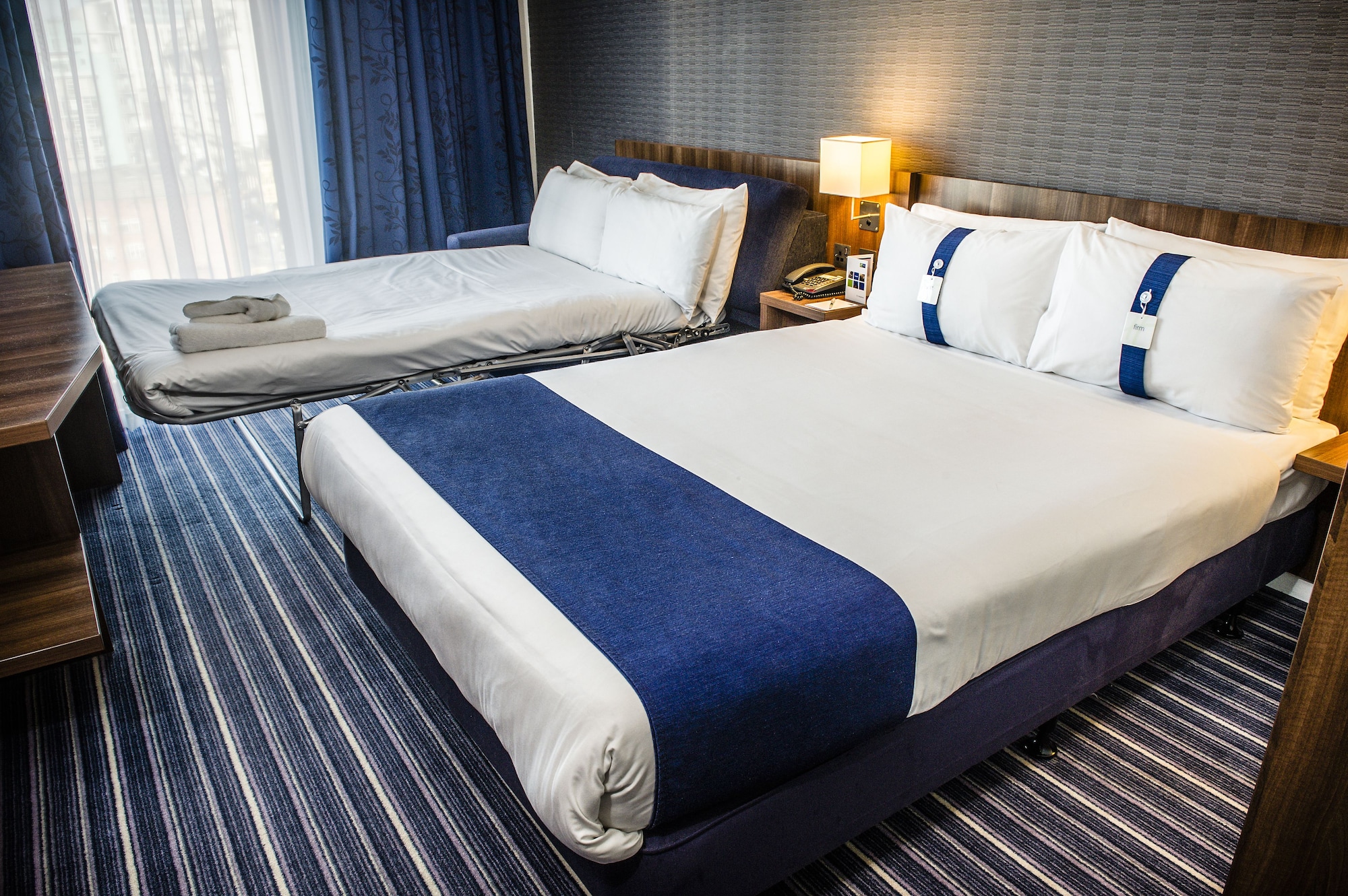 STANDARD, DOUBLE BED