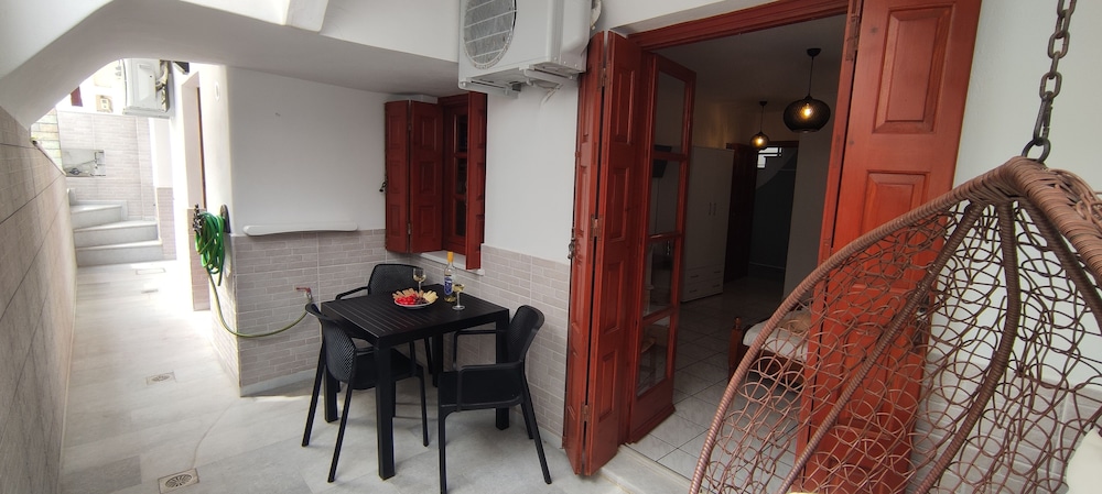 Kapetanos Rooms 36/50