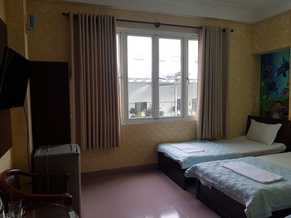 Hong Vinh Hotel 30/54