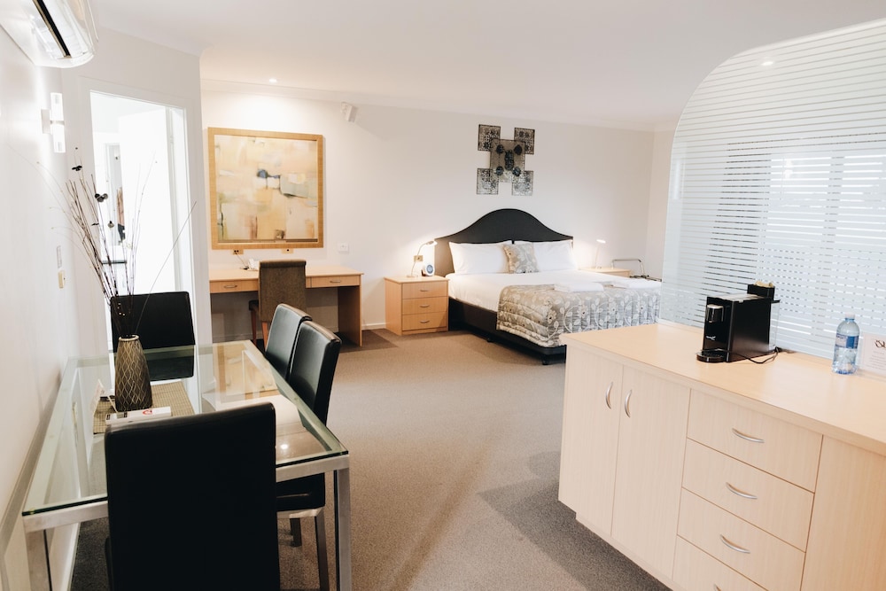 Rsl Club Motel 35/42