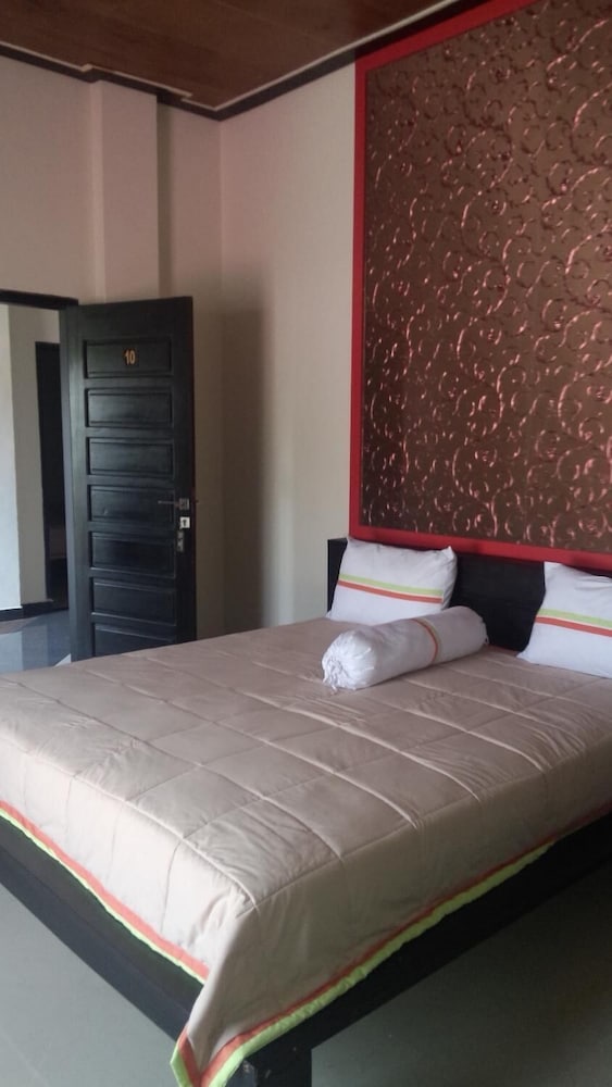 Jaya Phita Guest House 16/32