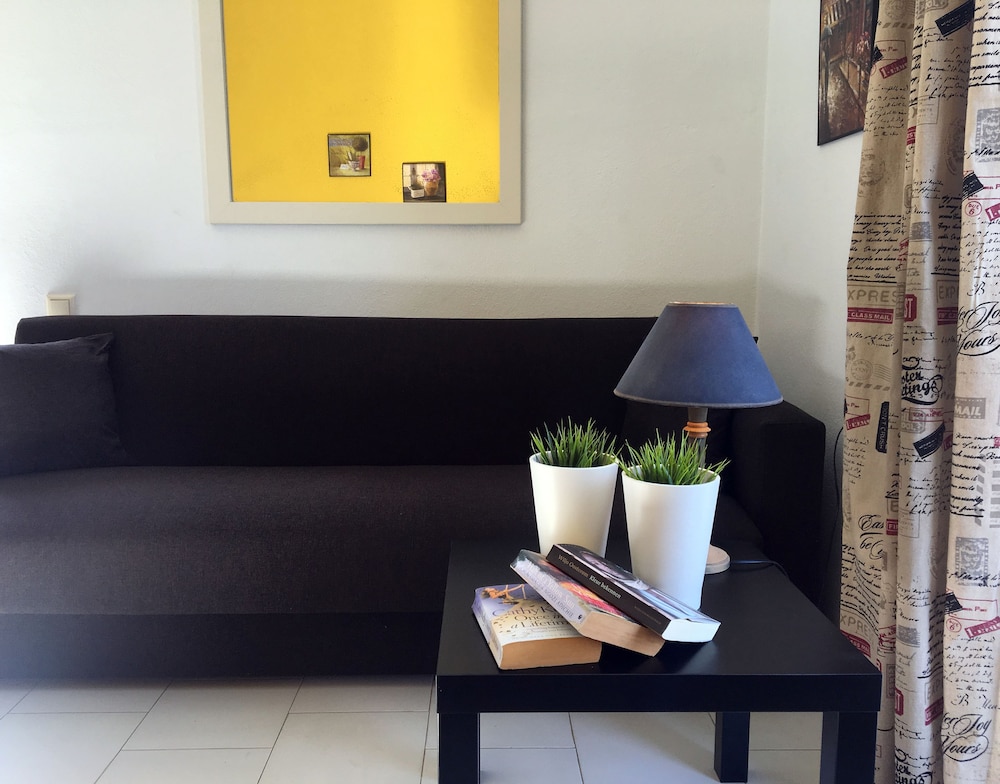 Terpsichori Hotel 20/50