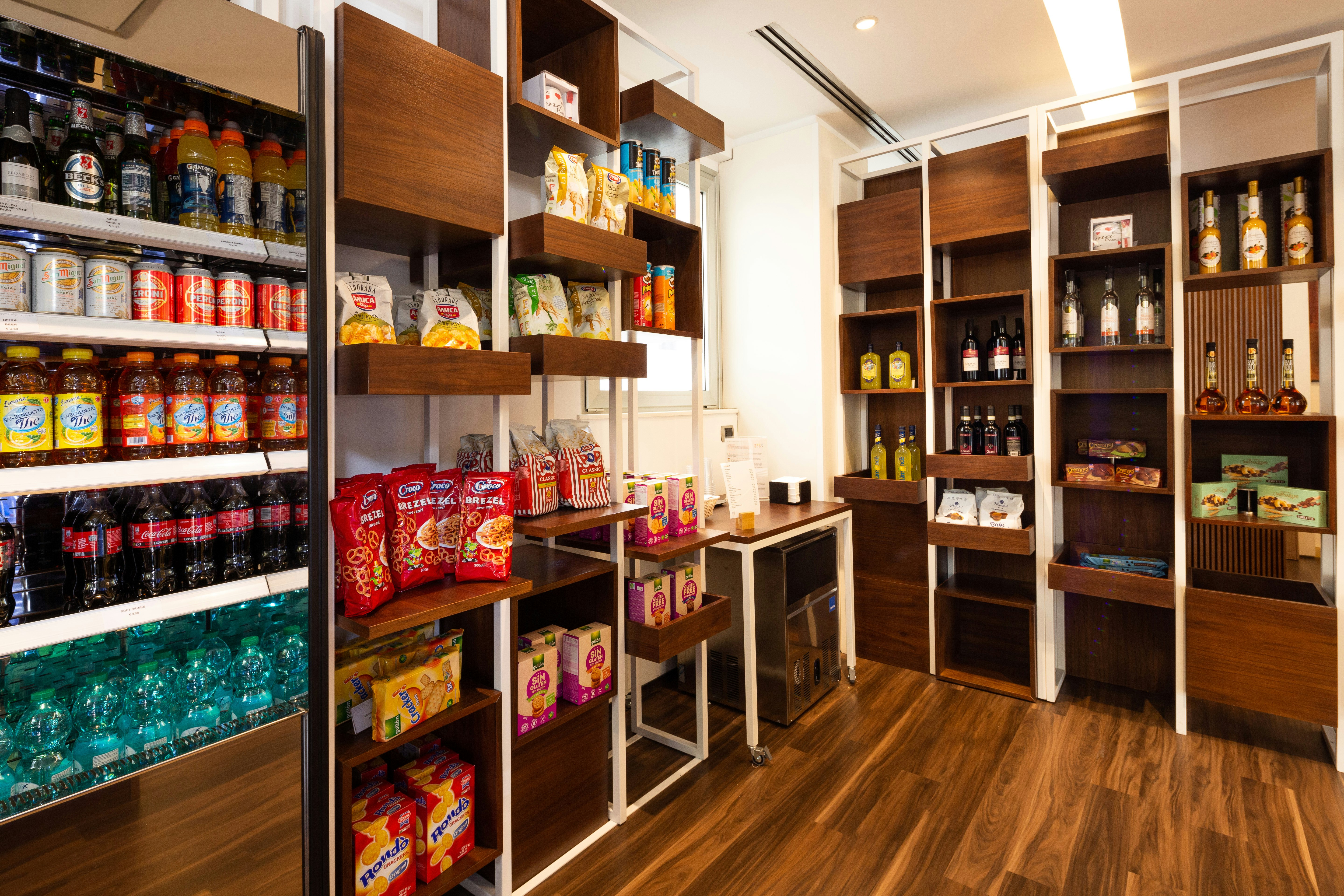 Hilton Garden Inn Rome Claridge Hotel 45/49