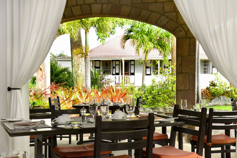 Montpelier Plantation & Beach 32/50