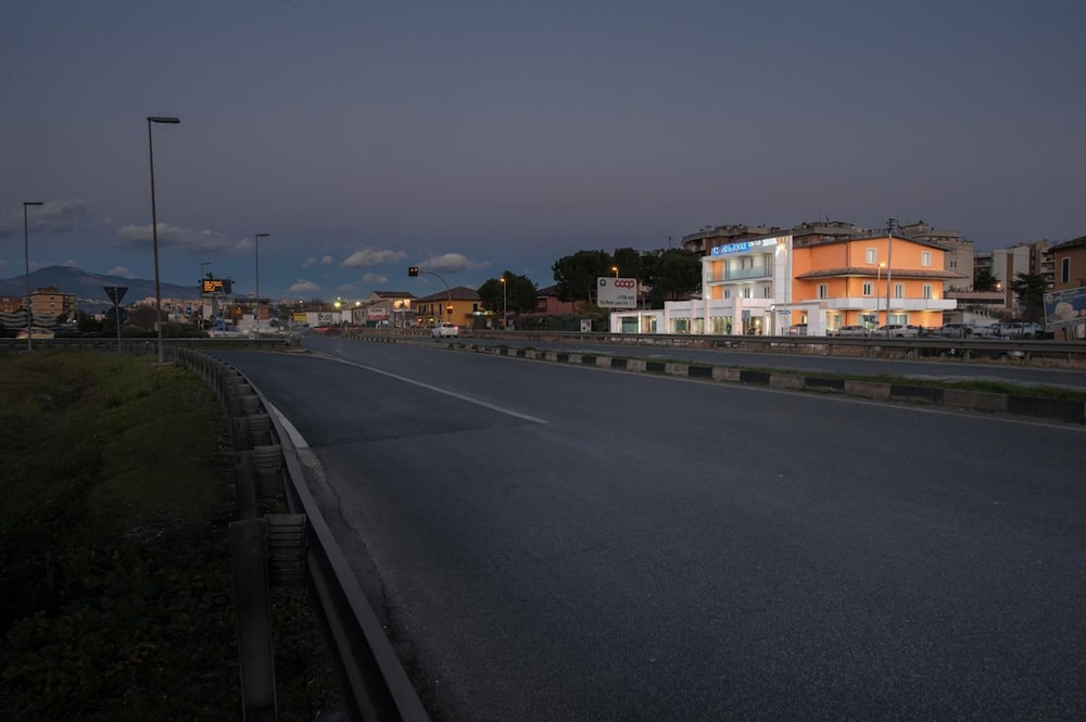 Hotel Testani 11/50