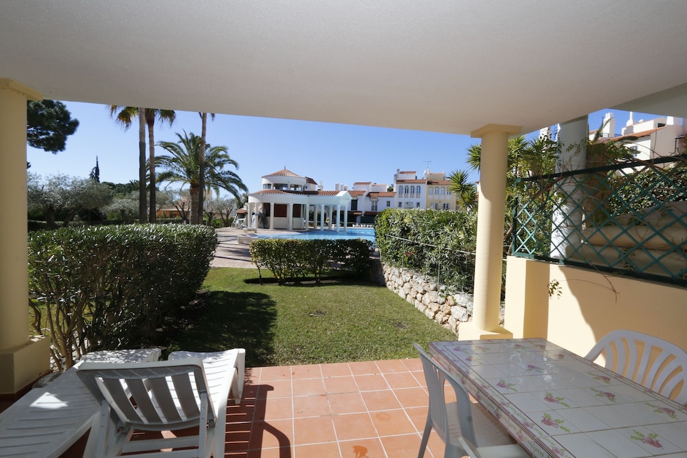 APARTAMENTOS THE OLD VILLAGE BY VILLAGE 4U 56/75