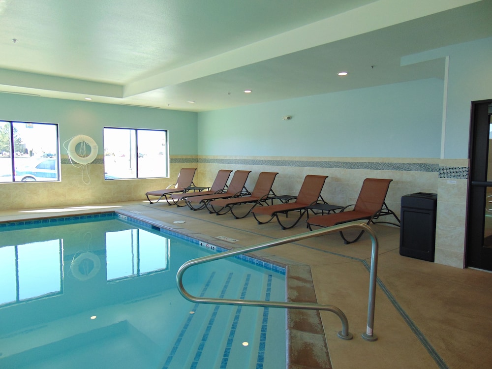 Holiday Inn Express Suites Springville South Provo Area 59/73