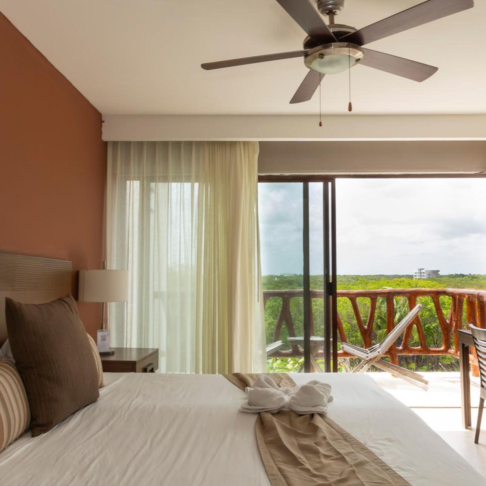 Room, Queen Bed, Sunset View، Koox Quinto Sole Boutique Hotel 5/10