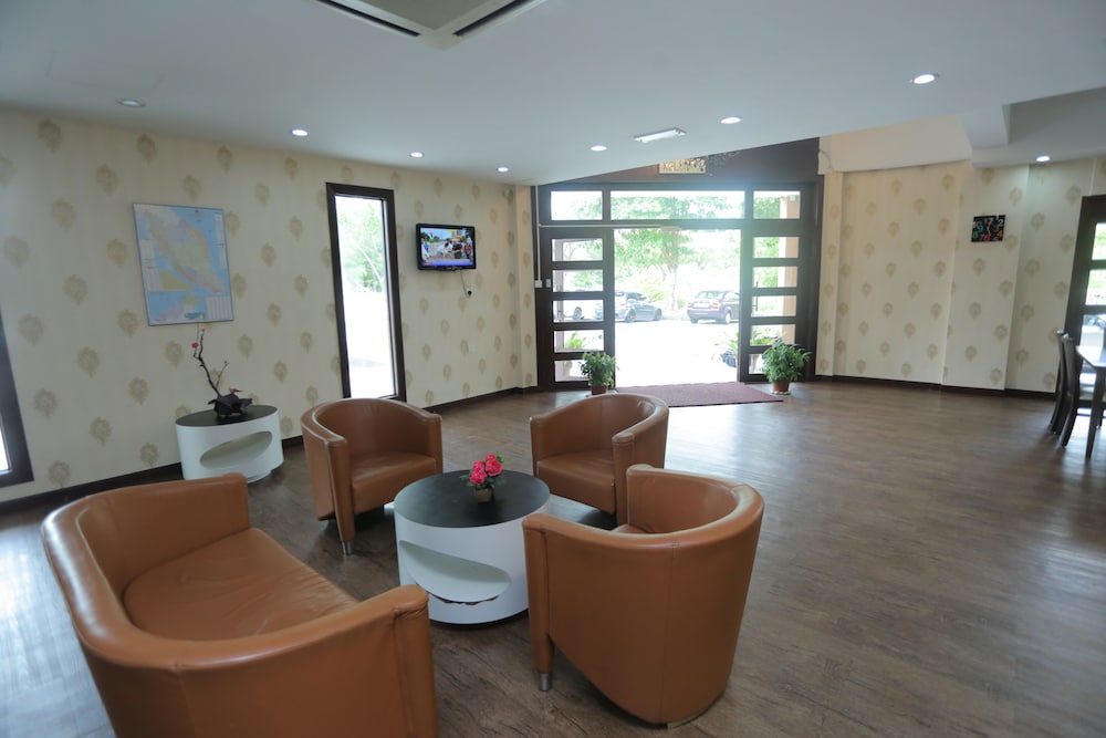 JAM Hotel Near ERL Salak Tinggi Kota Warisan 21/27