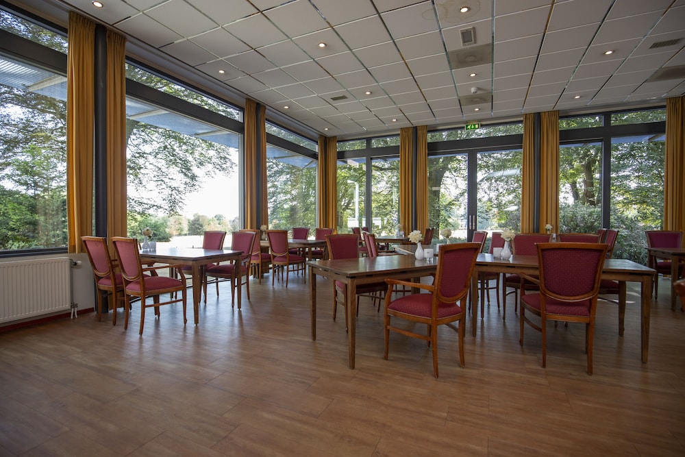Fletcher Hotel-Restaurant Paasberg 35/43