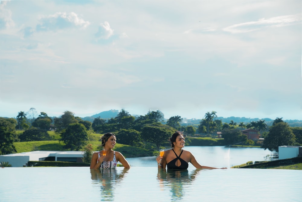 Visus Hotel Boutique and Spa 41/50