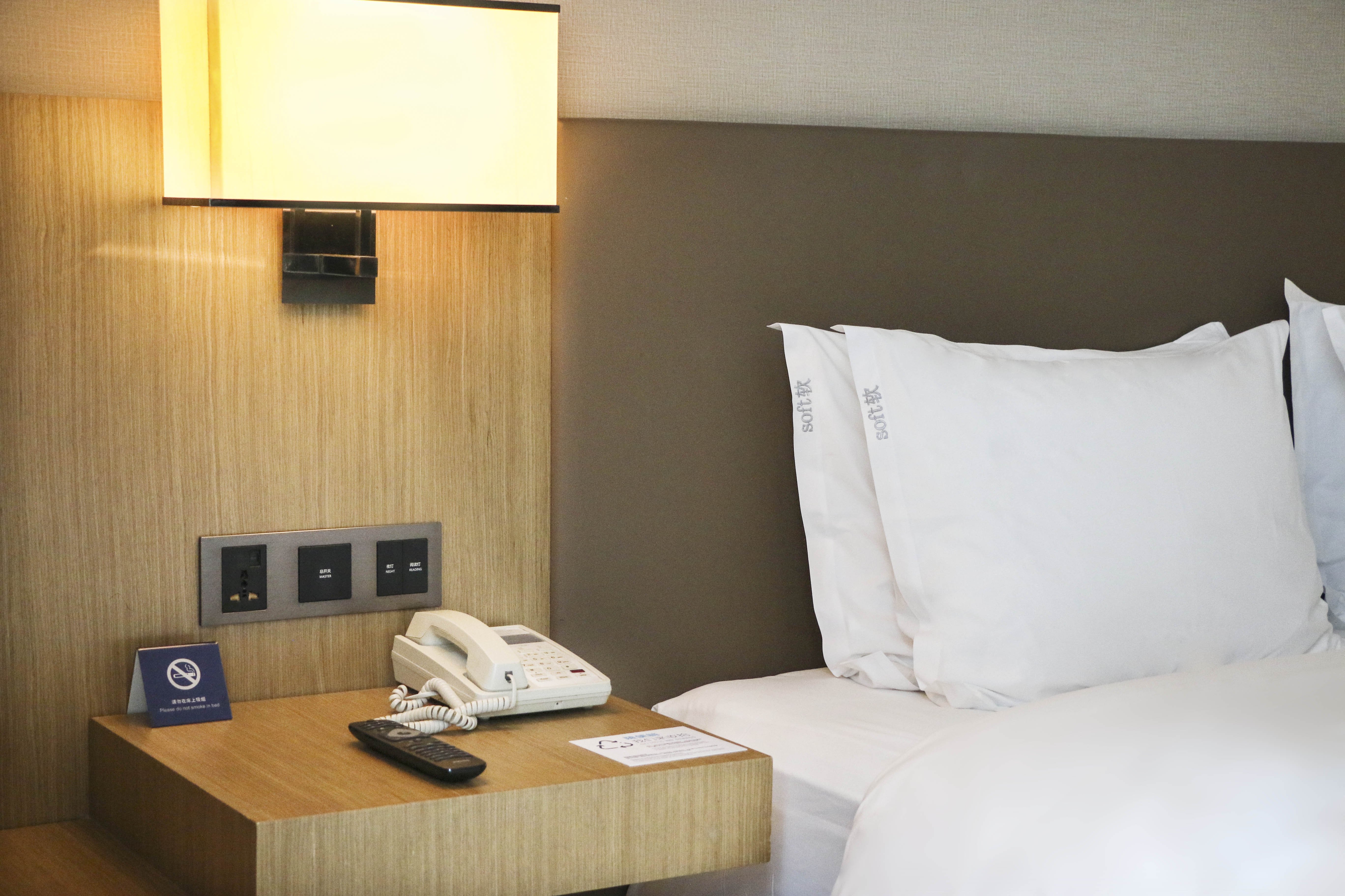 HOLIDAY INN EXPRESS CHENGDU WENJIANG HOTSPRING 15/36